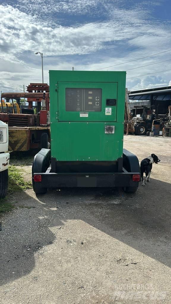 MultiQuip DCA 125 Diesel generatoren