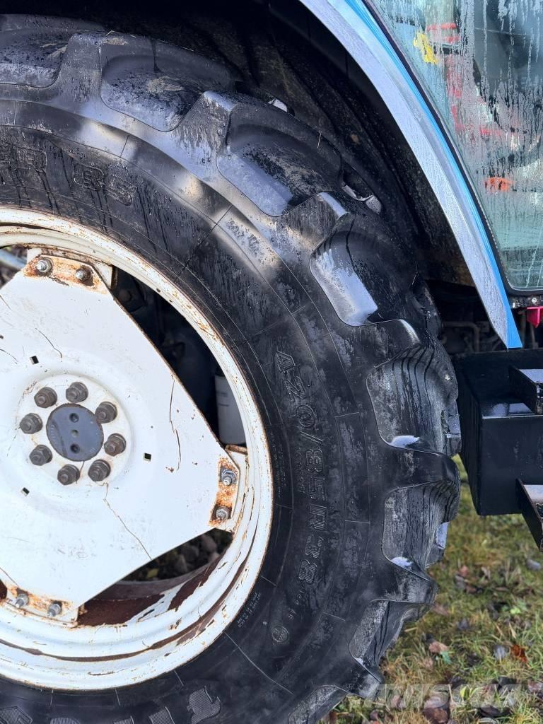 New Holland TS 110 Tractoren