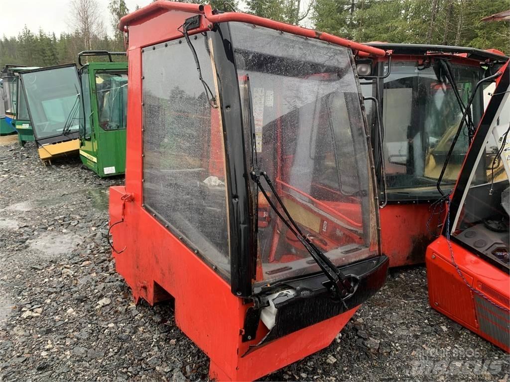 Komatsu 901TX Cabine en interieur