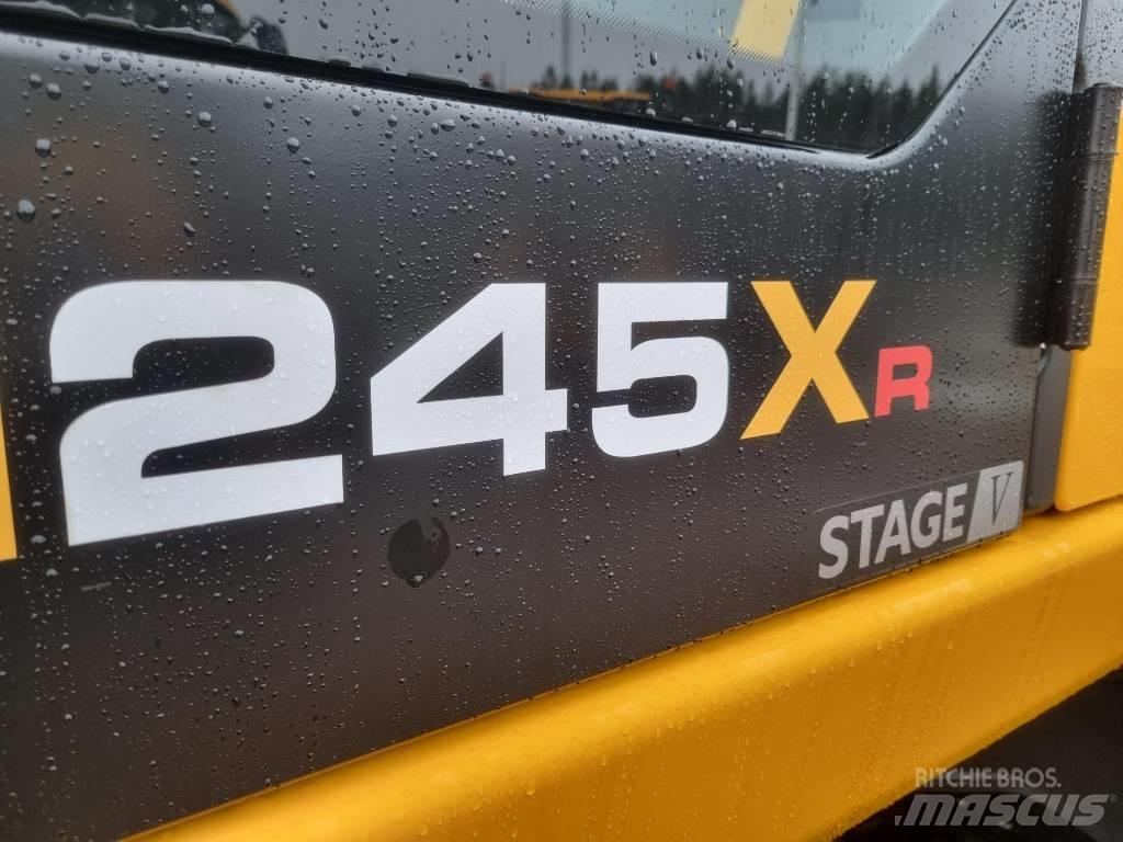 JCB 245 XR Rupsgraafmachines