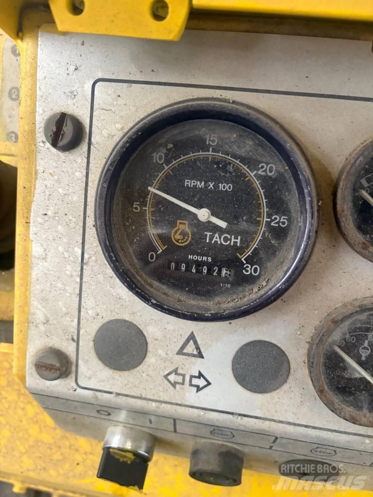 Dynapac CP 271 Bandenwalsen