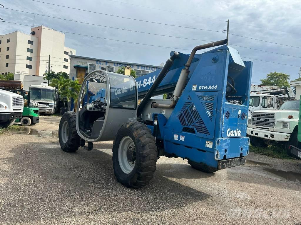 Genie GTH 844 Verreikers