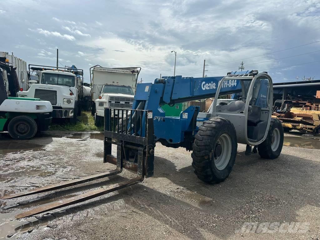 Genie GTH 844 Verreikers