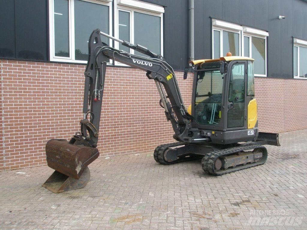Volvo EC35D Minigraafmachines < 7t