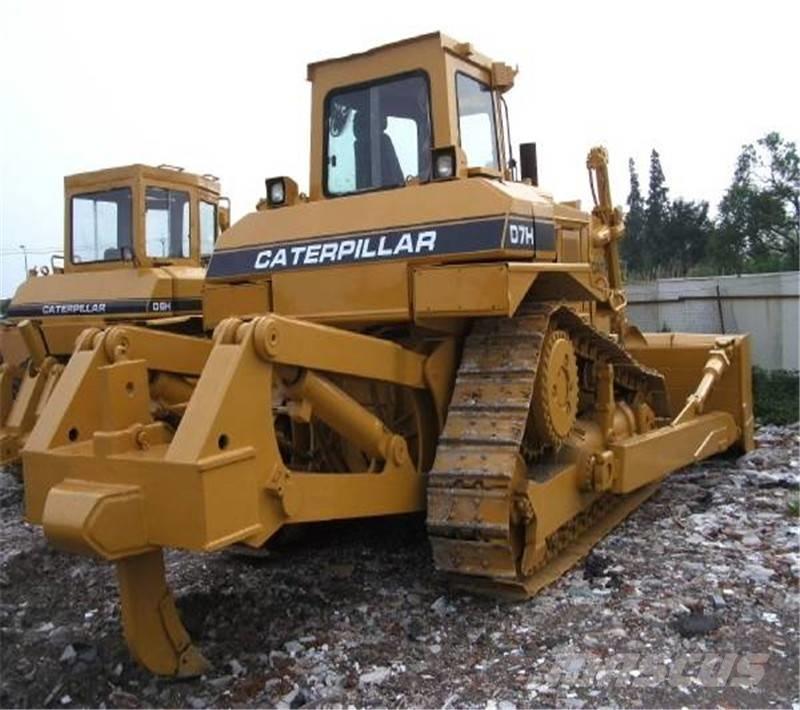 CAT D7H Rupsdozers