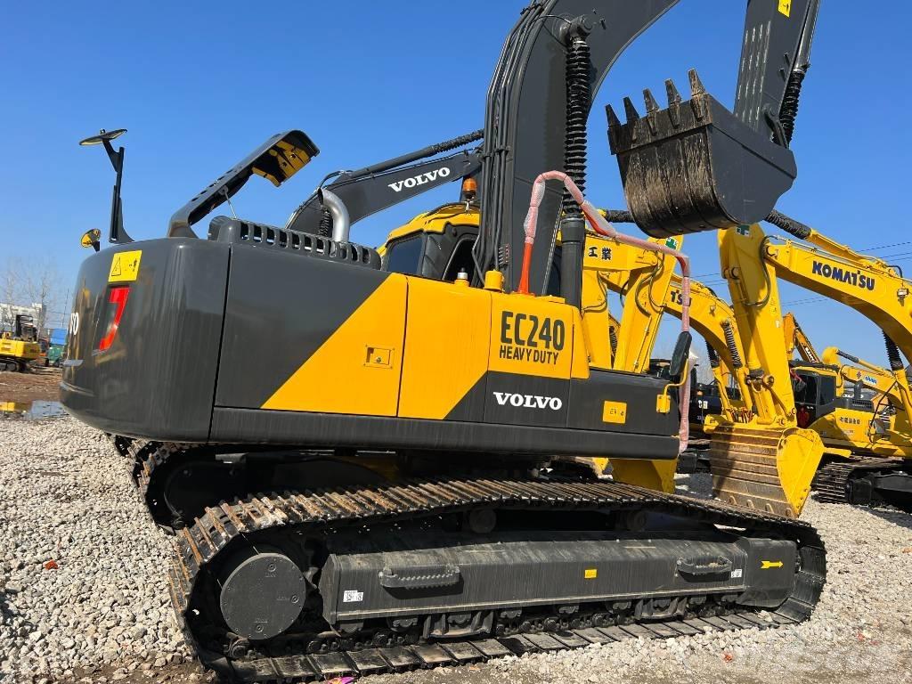 Volvo EC240DL Rupsgraafmachines