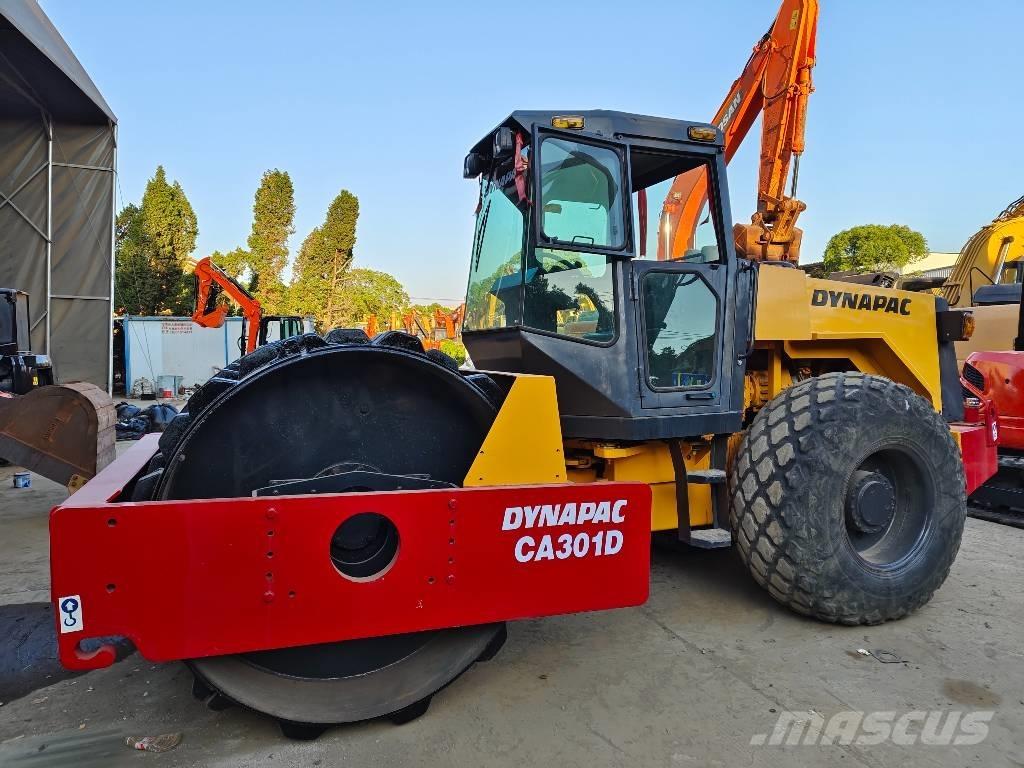 Dynapac CA 301 D Trilrolwalsen