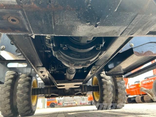 Yanmar TW 110 W Wielgraafmachines