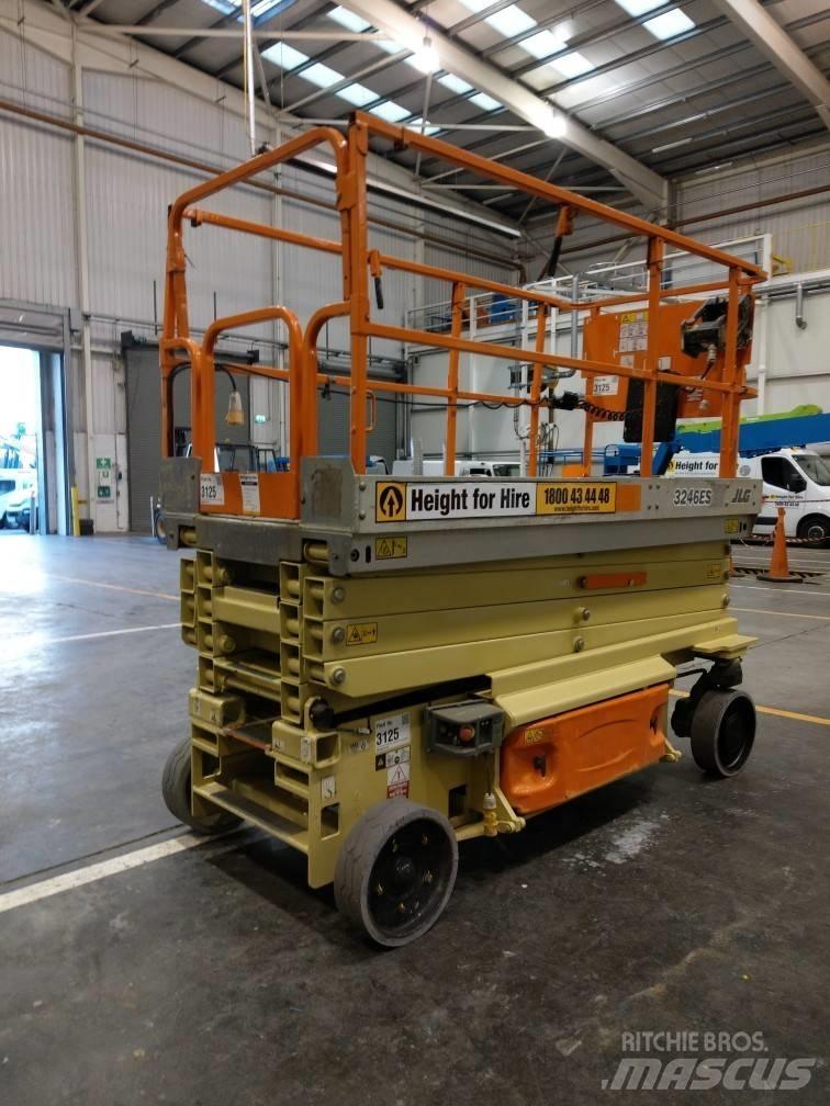 JLG ES 3246 Schaarhoogwerkers