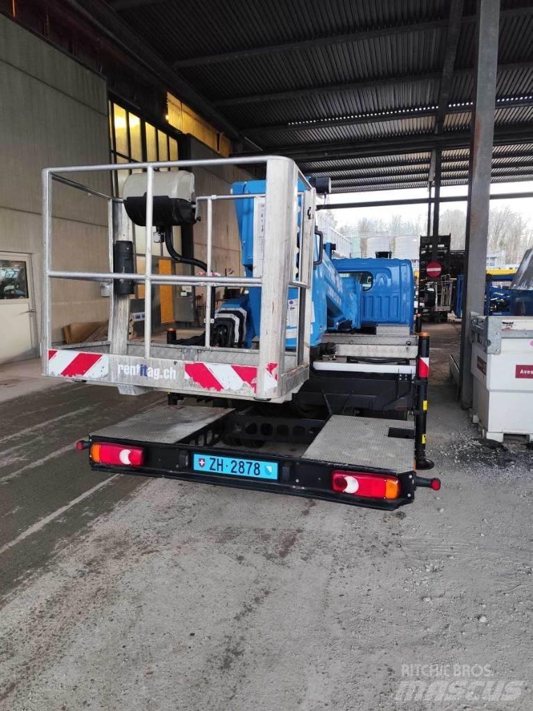 VERSALIFT VTX 240 Auto hoogwerkers