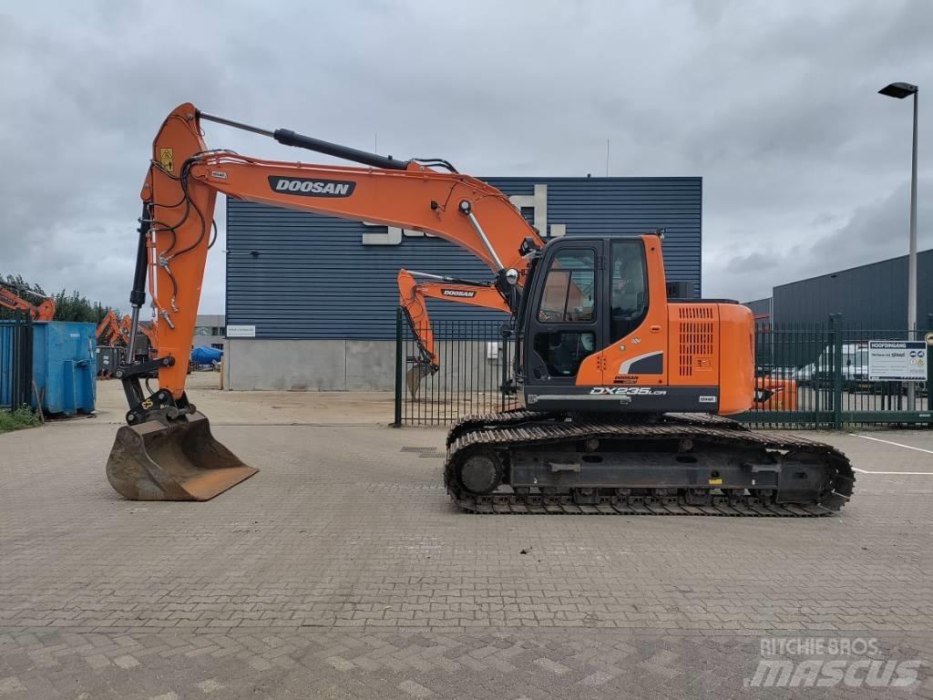 Develon DX235LCR-7 Rupsgraafmachines