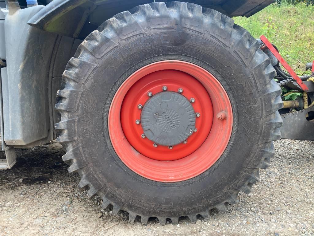 CLAAS XERION 4500 VC Tractoren