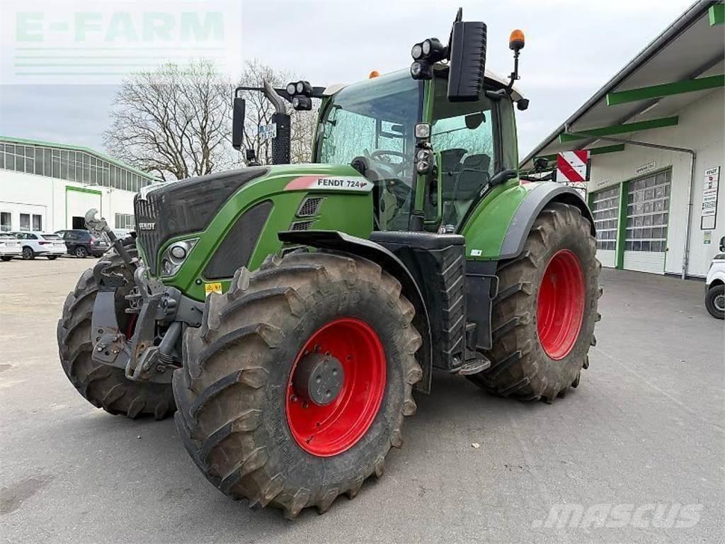 Fendt 724 vario s4 Tractoren