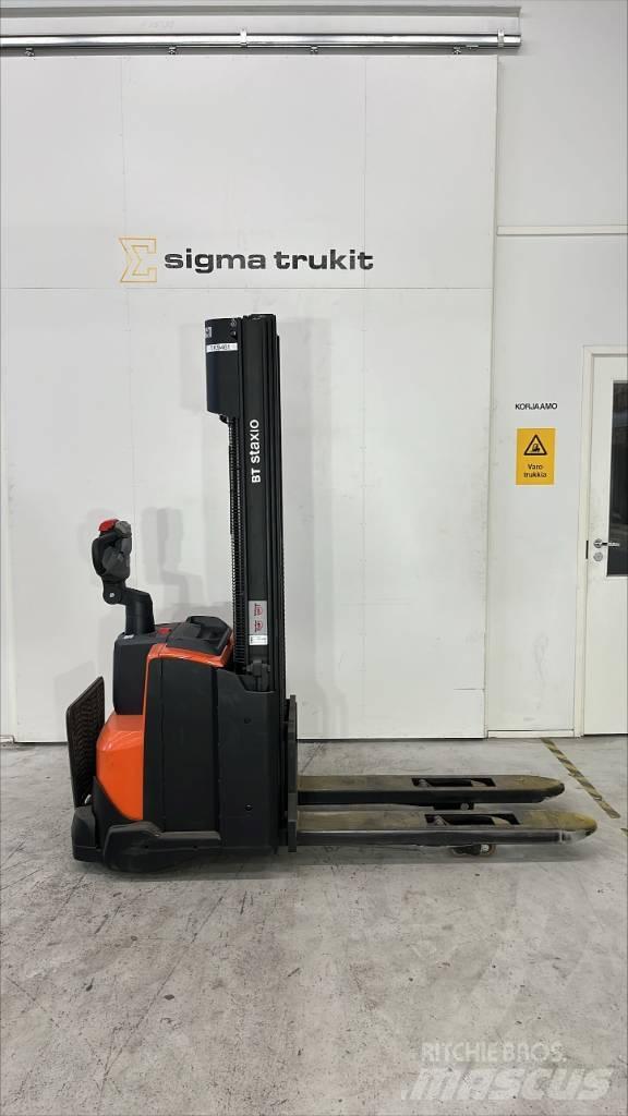 Toyota SWE 120 L Stapelaar meeloop