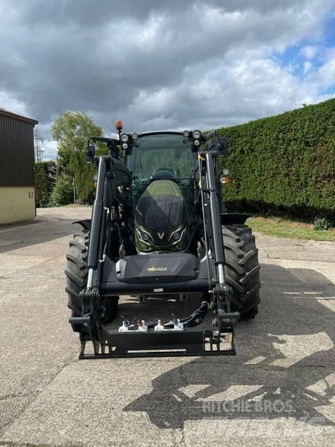 Valtra G 125 Tractoren