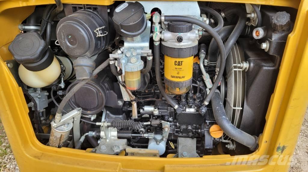 CAT 301.7 D Minigraafmachines < 7t