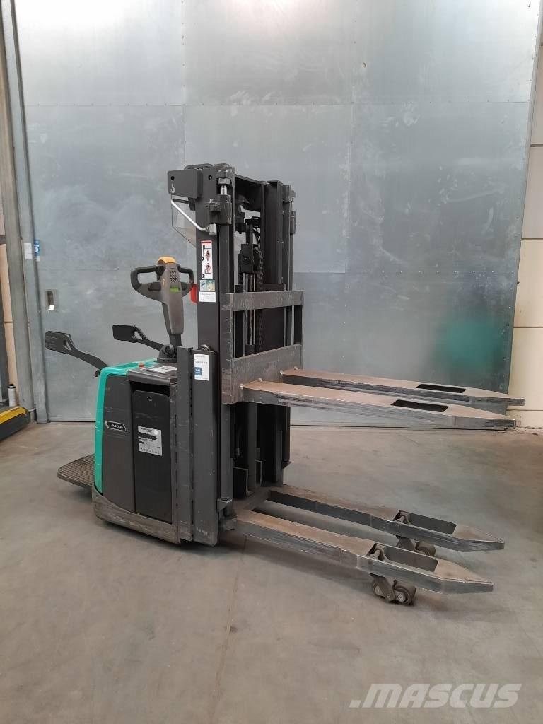 Mitsubishi SBV16P Zelfrijdende stapelaars