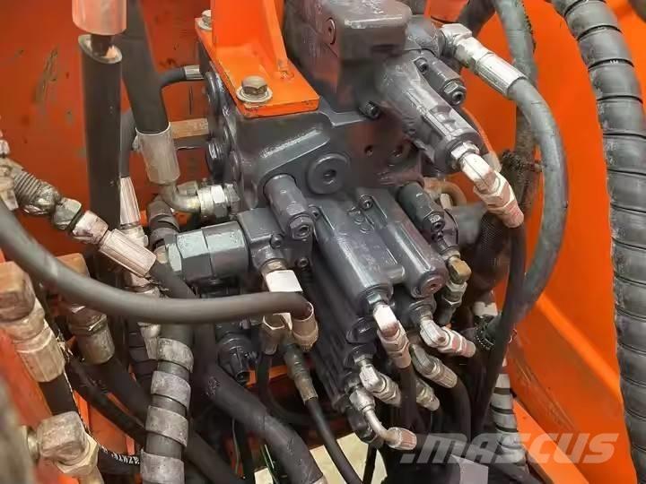 Doosan DH 80 Midigraafmachines 7t - 12t