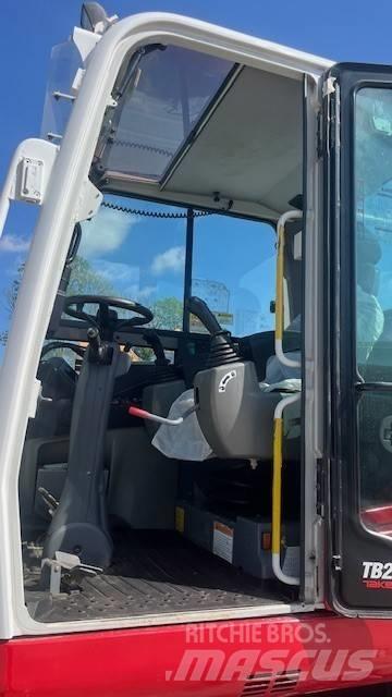 Takeuchi TB295W Wielgraafmachines