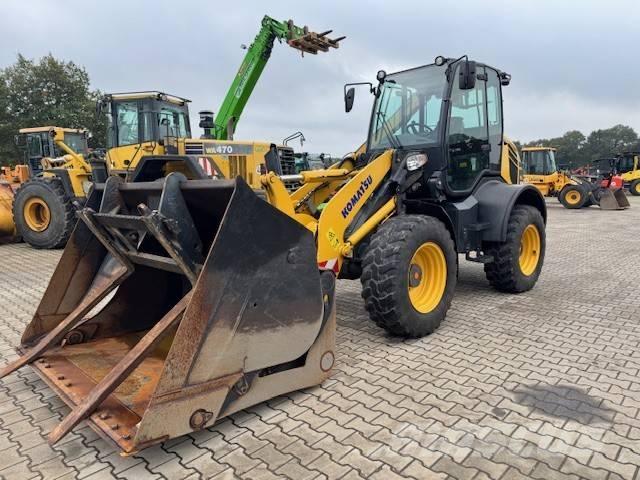 Komatsu WA 100 M-8 Wielladers