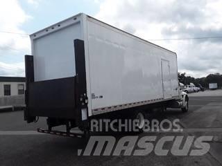 International 4300 Bakwagens met gesloten opbouw