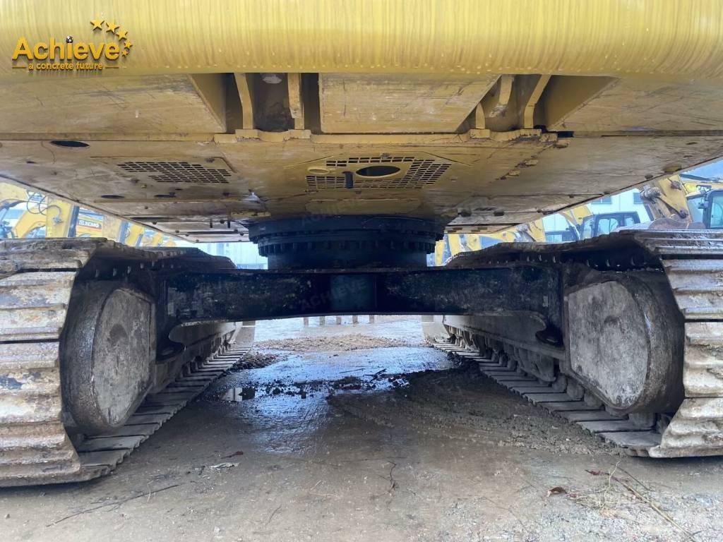 CAT 320 Rupsgraafmachines