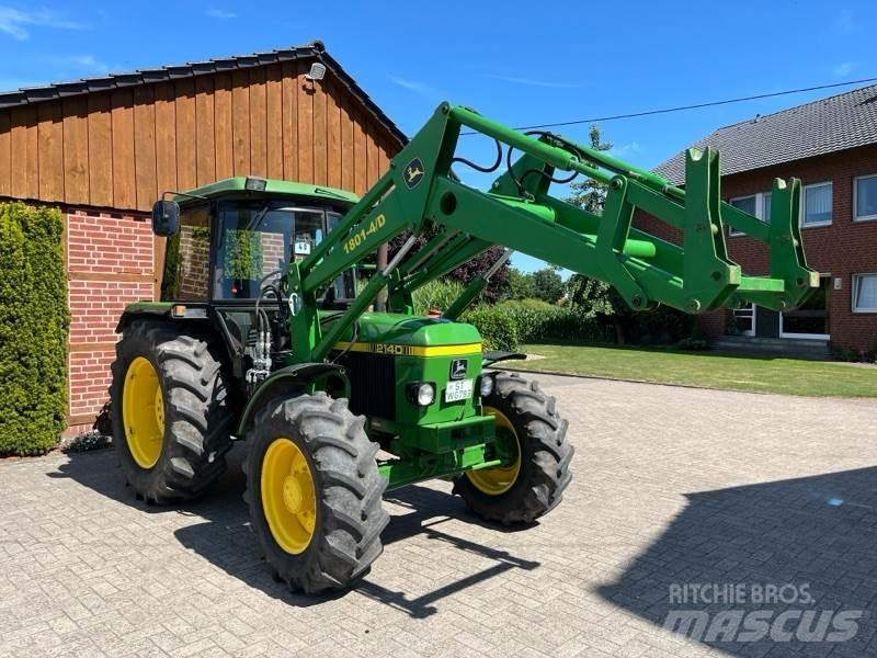 John Deere 2140 Tractoren