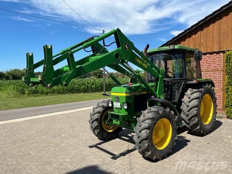 John Deere 2140 Tractoren