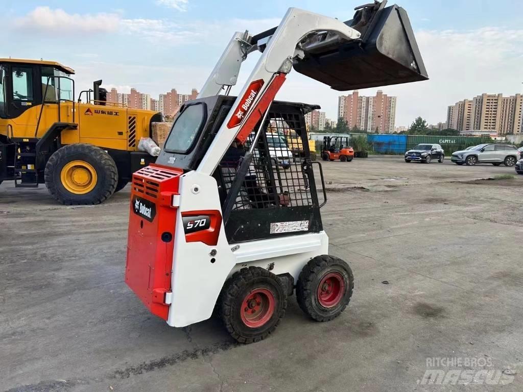 Bobcat S 70 Schrankladers