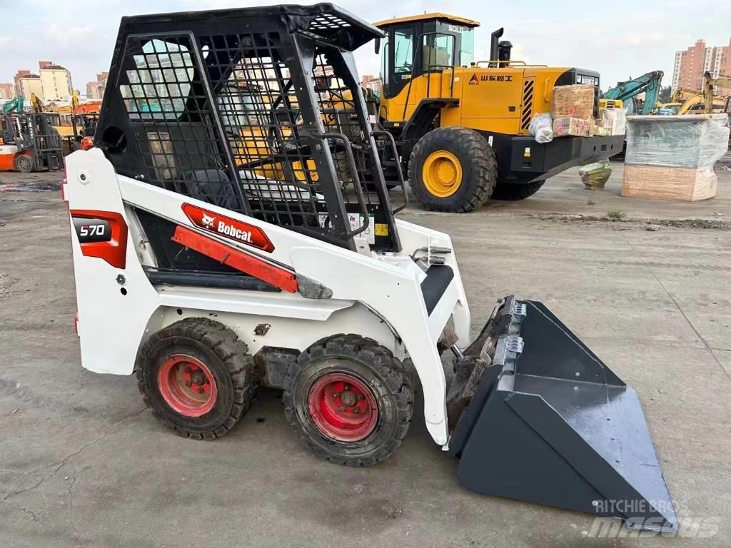 Bobcat S 70 Schrankladers