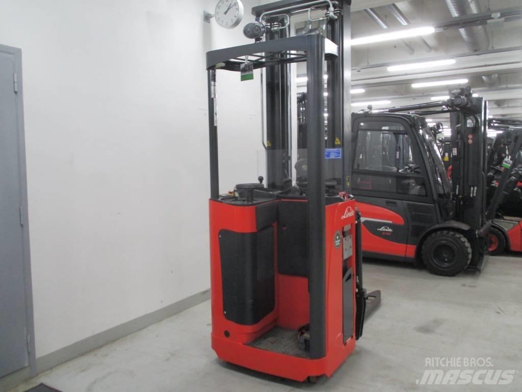 Linde L2000 Zelfrijdende stapelaars