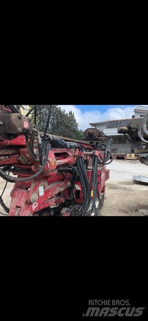 EGT 710 Verticale Boorinstallaties