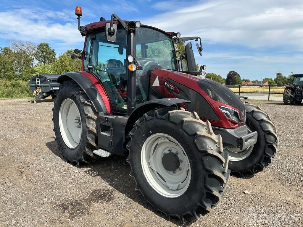 Valtra G 115 Active Tractoren