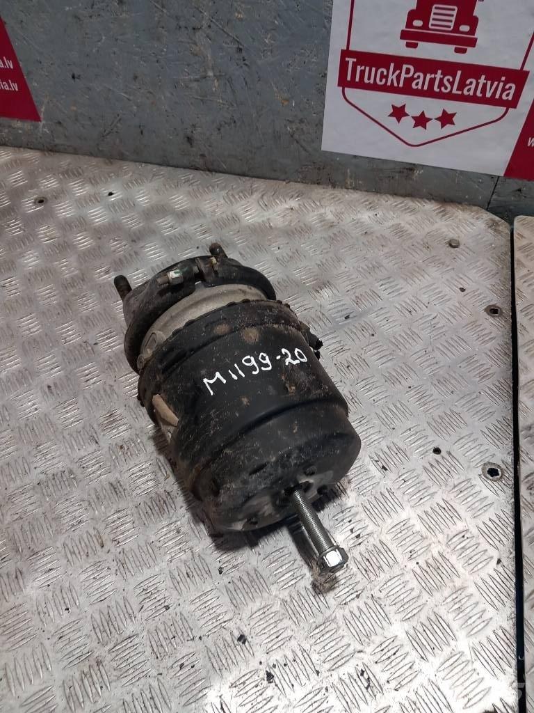 MAN TGM  81504106935 Remmen