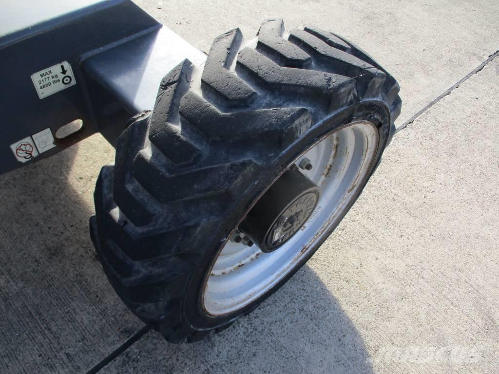 JLG 340 AJ (511) Zelfrijdende knikarm hoogwerker