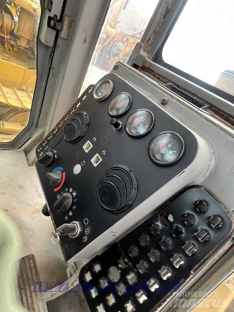 CAT D6G Rupsdozers