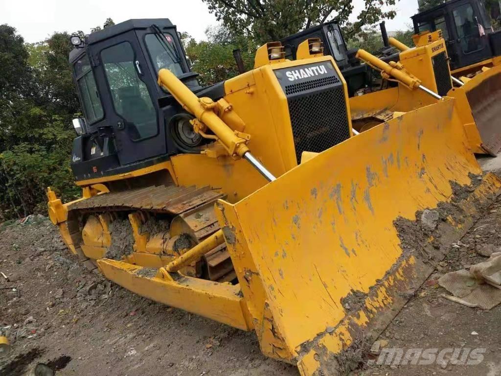 Shantui SD16 Rupsdozers