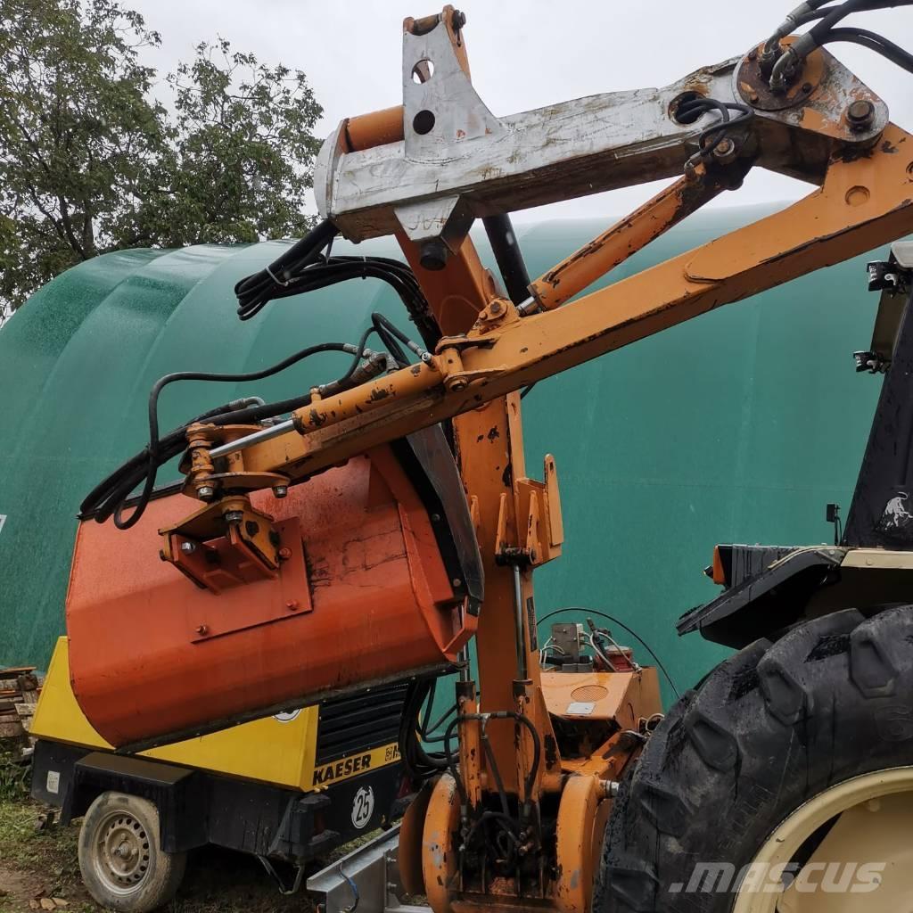  BRUNI DFC 530 Maaiers