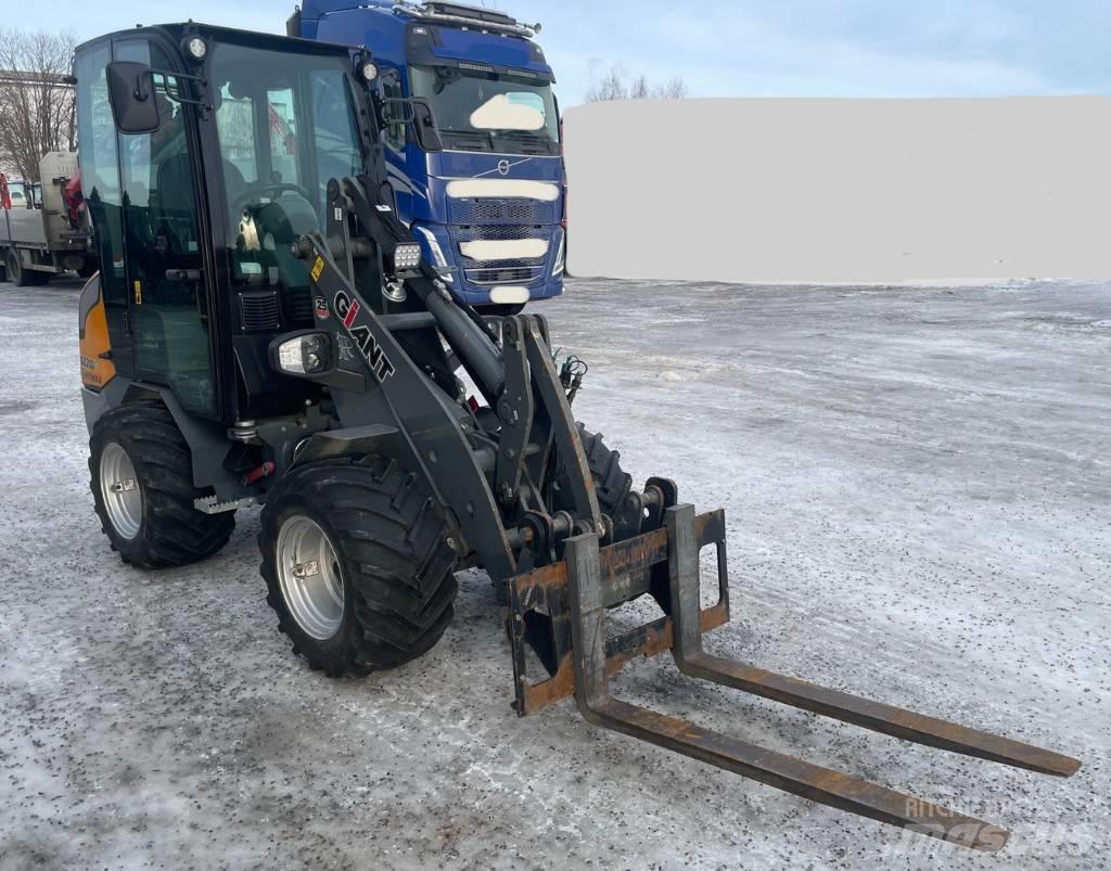 Gigant 2200 E Miniladers