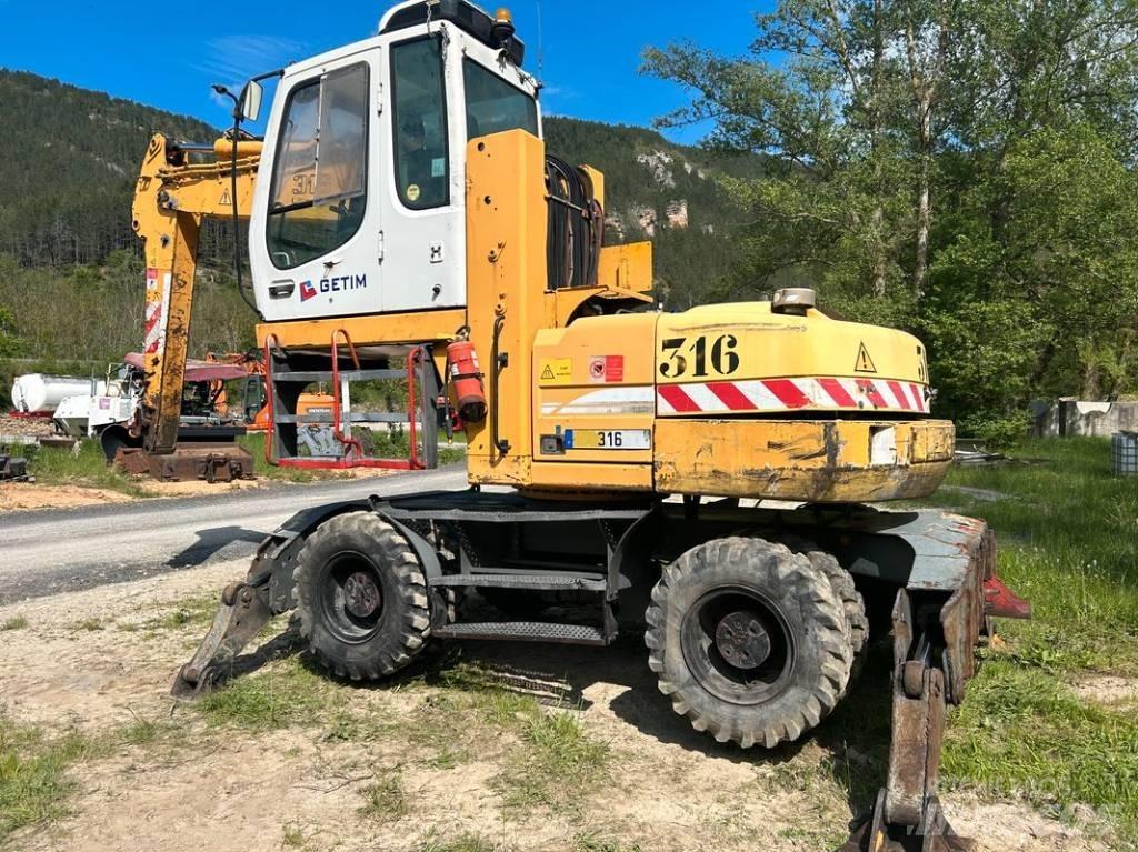 Liebherr A 316 Waste / industry handlers