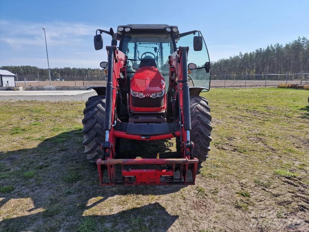 Massey Ferguson 5613 Tractoren