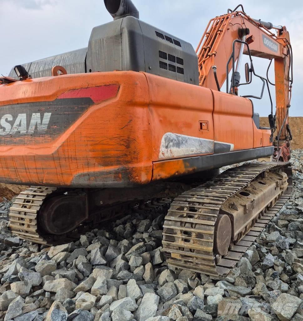 Doosan DX 300 LC-5 Rupsgraafmachines