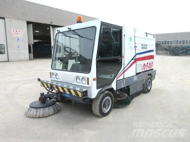 Dulevo 200 Quattro Veegmachines