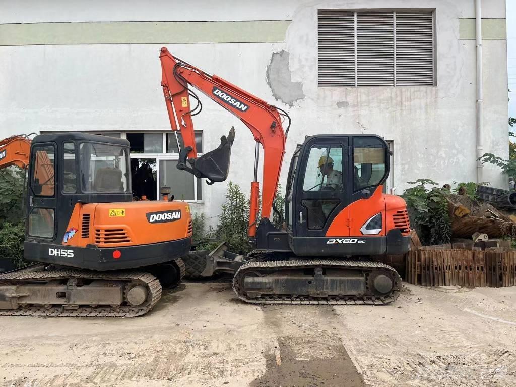 Doosan DX 60 Rupsgraafmachines