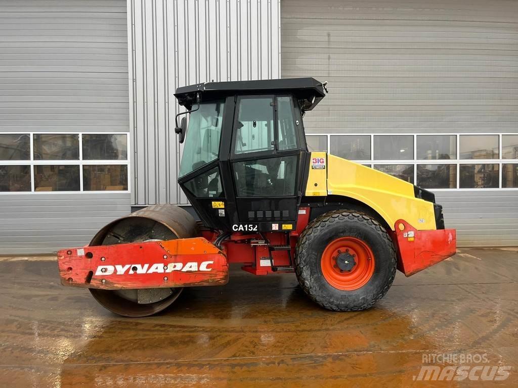 Dynapac CA152D Trilrolwalsen