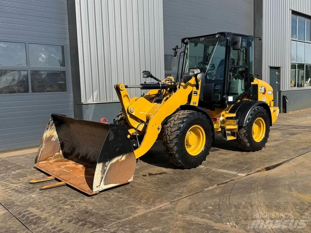 CAT 908M Wielladers