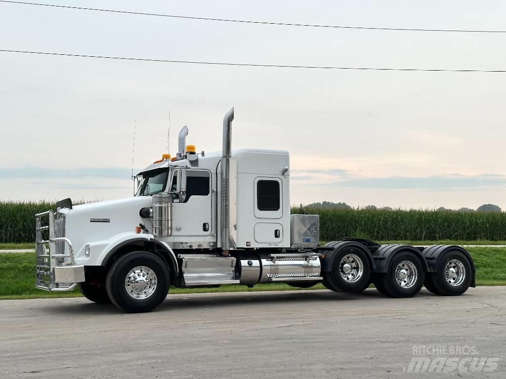 Kenworth T800 Trekkers