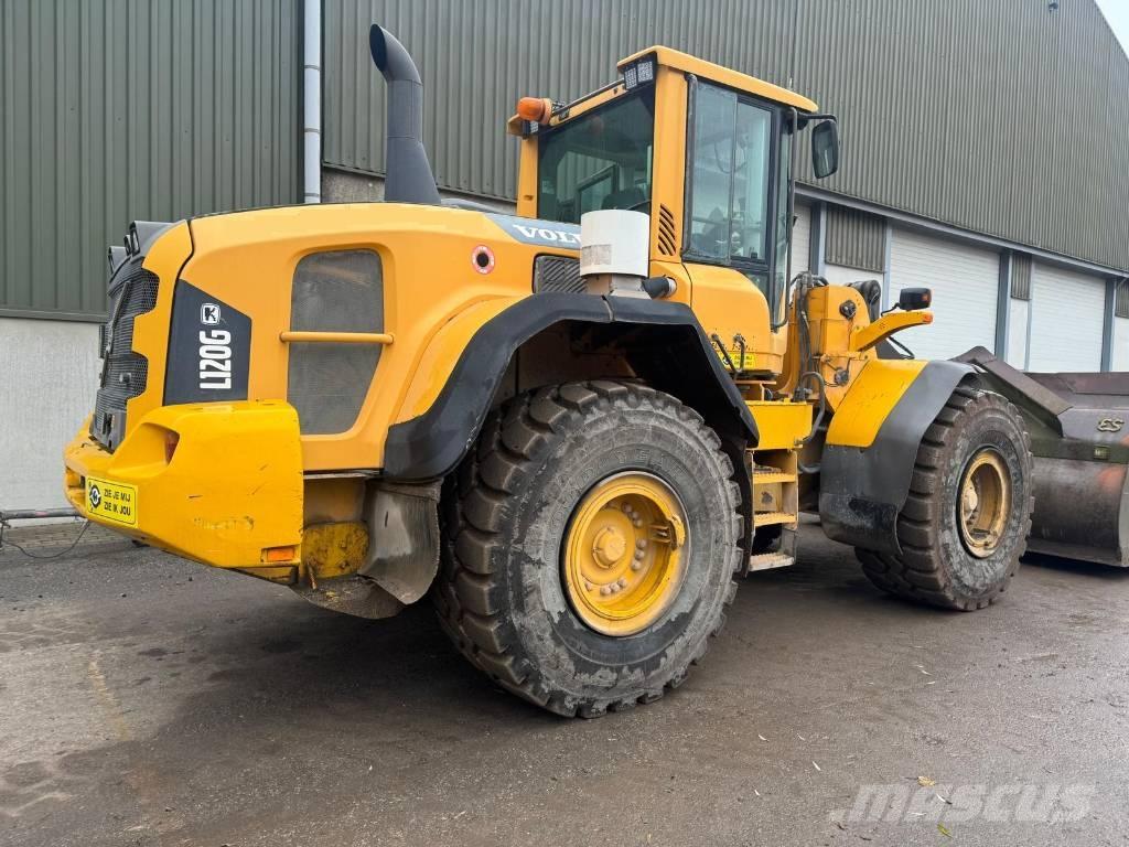 Volvo L 120 G Wielladers