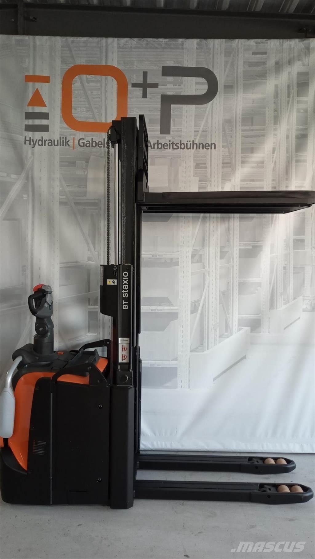 Toyota BT SPE200D Stapelaar meeloop