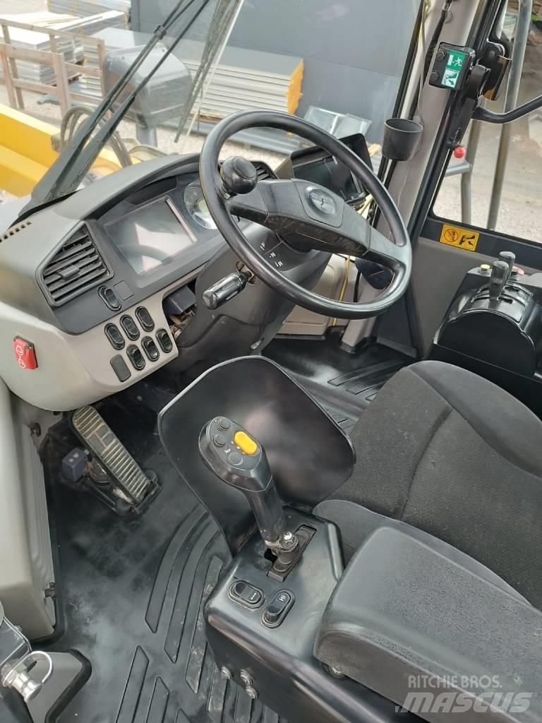 Komatsu WA 500 Wielladers